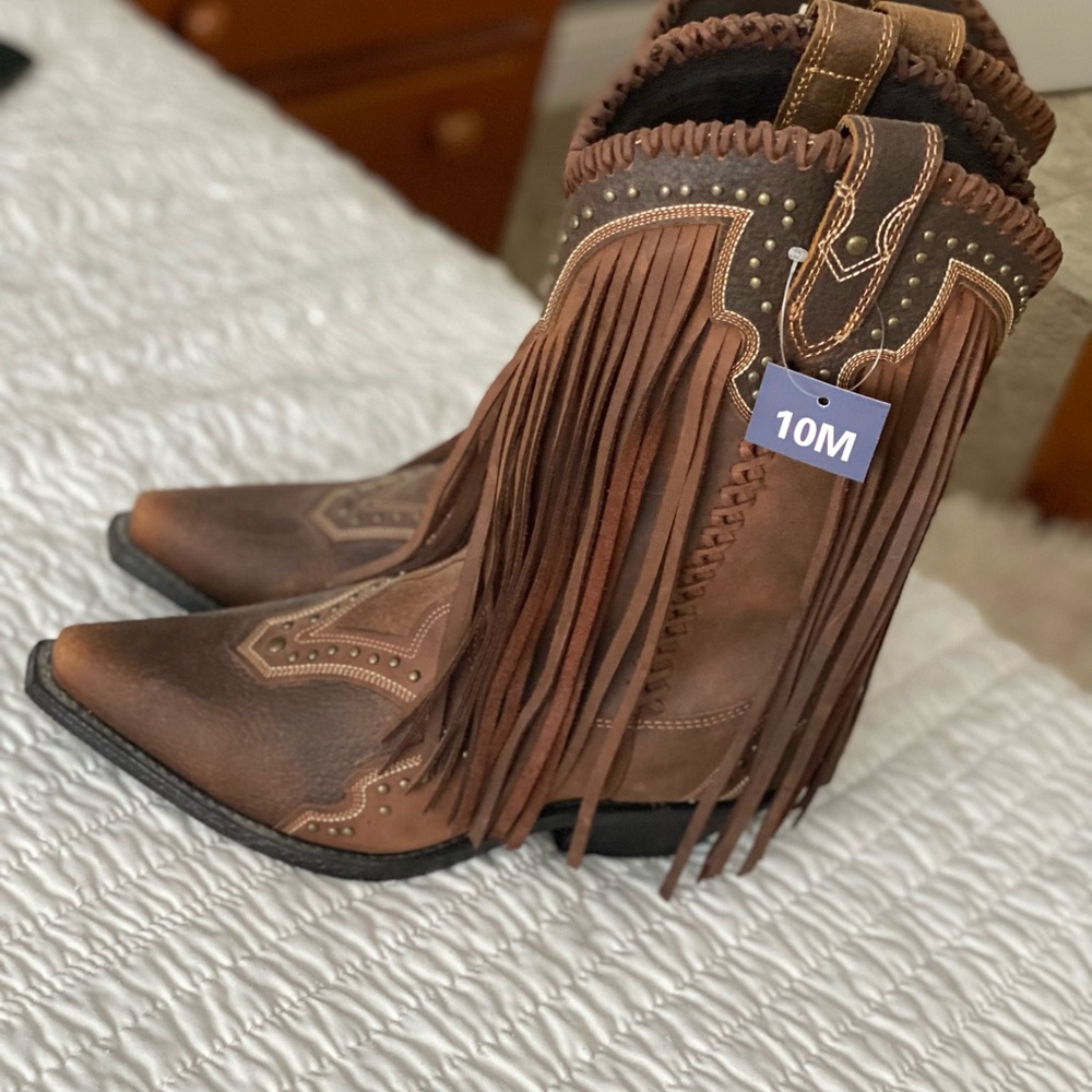 Ladies Fringe Boots - Picture 4 of 8